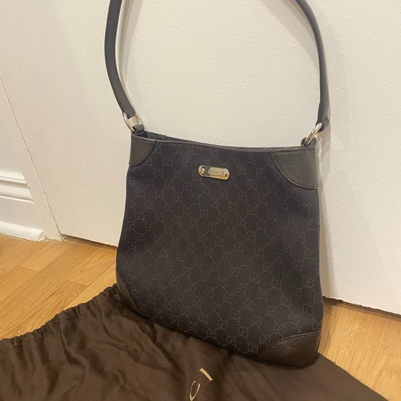 Gucci GG Denim Capri Hobo Bag - Picture 8 of 11